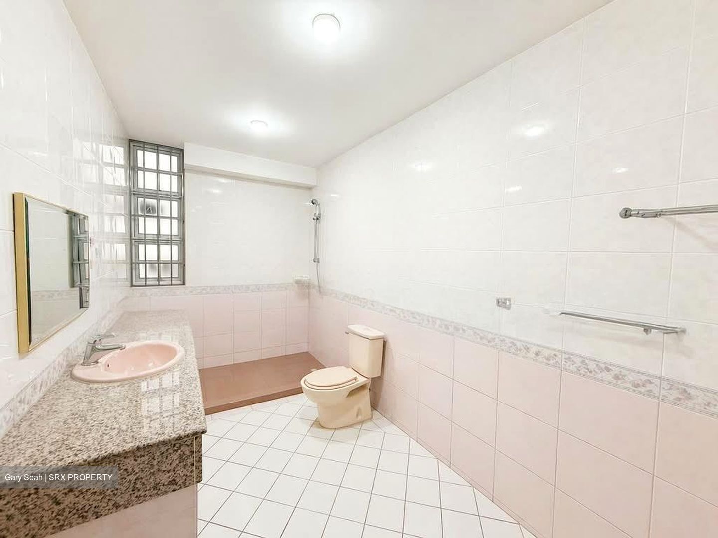 Kovan Road (D19), Terrace #574007101